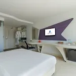 Blue Boat Hotel Jc
