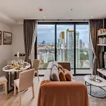 2 Bed Sea View High Floor Luxury Apartment *