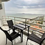 View Talay 7 Beachfront Condo