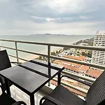 View Talay 7 Beachfront Condo