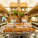 Woodlands Hotel And Resort Pattaya