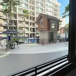 Arcadia Beach Continental