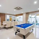 Platinum Pool โรงแรม *