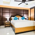 Luxury Pool T1 Near Walking Street 5br 9 Persons * Pattaya
