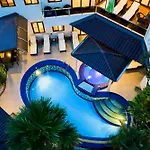 Luxury Pool T1 Near Walking Street 5br 9 Persons วิลล่า *