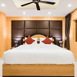 Luxury Pool T1 Near Walking Street 5br 9 Persons วิลล่า *