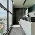 Sea View Amazing 2 Bed Room-mesmerizing Views Apartment *
