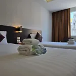 Baron Beach Hotel
