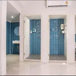 Me U Hotel And Hostel