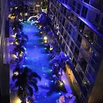 Large Deluxe Condo, Centara Azure Residence,