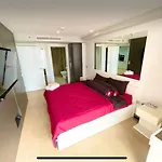 Large Deluxe Condo, Centara Azure Residence, อพาร์ทเม้น
