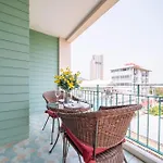 Shamrock Hotel 3*