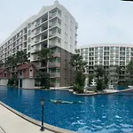 Arcadia Beach Continental