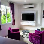 Titanic Residence-7 Minute Walk To The โรงแรม 4*