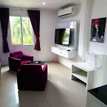 Titanic Residence-7 Minute Walk To The 4*