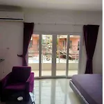 Titanic Residence-7 Minute Walk To The