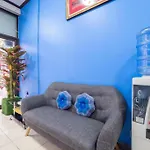 โรงแรม Oyo 75327 Diyana