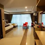 โรงแรม Grande Classic