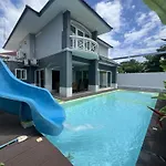 Pattaya Pool Villa