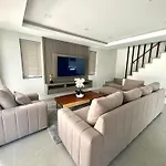 Villa Zensiri Stylish Brand New Pool