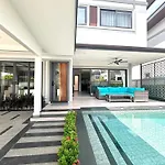 Villa Zensiri Stylish Brand New Pool Pattaya