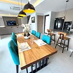 Villa Zensiri Stylish Brand New Pool