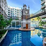 Arcadia Continental - Floor - Pool View Apartment