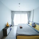 The Base Sea View Pattaya