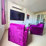 Titanic Residence-7 Minute Walk To The Beach