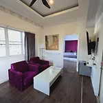 Titanic Residence-7 Minute Walk To The 4* Pattaya