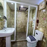 Titanic Residence-7 Minute Walk To The 4*