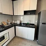 อพาร์ทเม้น Sea View 2 Bed Rare Find Great Location *