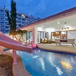 Margarita Pool Villa *