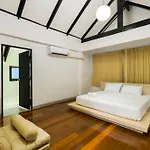 Saga Pool House Villa *