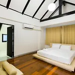 Villa Saga Pool House *