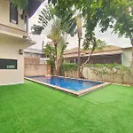Baan Natcha Villa