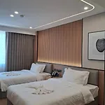 Hotel Man Tony Pattaya