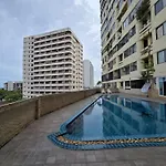 Thepthip Mansion Condo