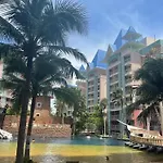 Grande Caribbean Condo By Stays Inn