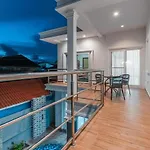 G Sunflowe Pool Pattaya