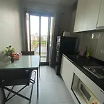 Apartment Awesome Location *