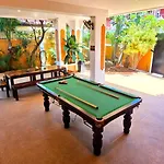 Wowland Luxury Pool Walking Street Pattaya