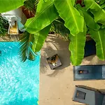 Tucheland Luxury Pool Villa Pattaya Walking Street