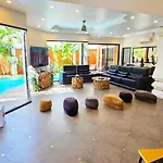 Tucheland Luxury Pool Walking Street *