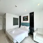Apartment Center By K *