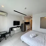 Center & Hot Hot Hot Apartment Pattaya