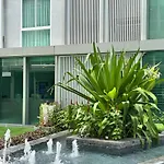 City Center Residence & Hot Hot Hot