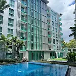 City Center Residence & Hot Hot Hot