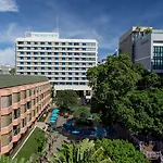 The Bayview Resort 4*