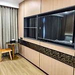 Man Tony Hotel